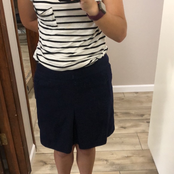 Loft Pleat Shift Skirt - Picture 2 of 9